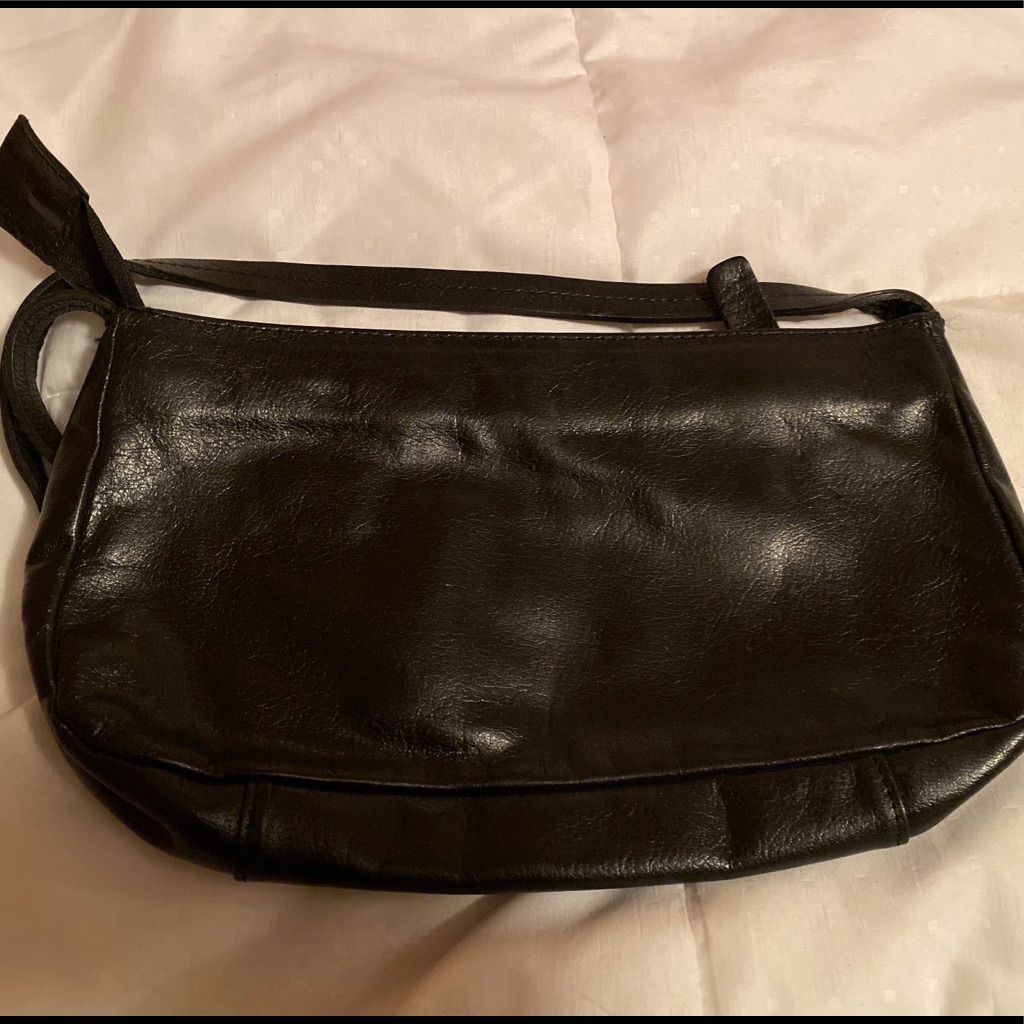 PreOwned  Hush Puppies Brand Handbag